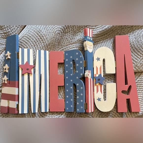 Primitives - Picture 2 of 8